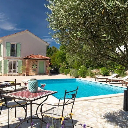 Vila Lemon Bellissima