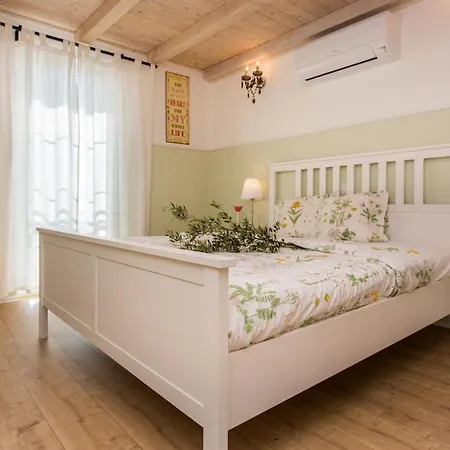 Lemon Bellissima Vila *